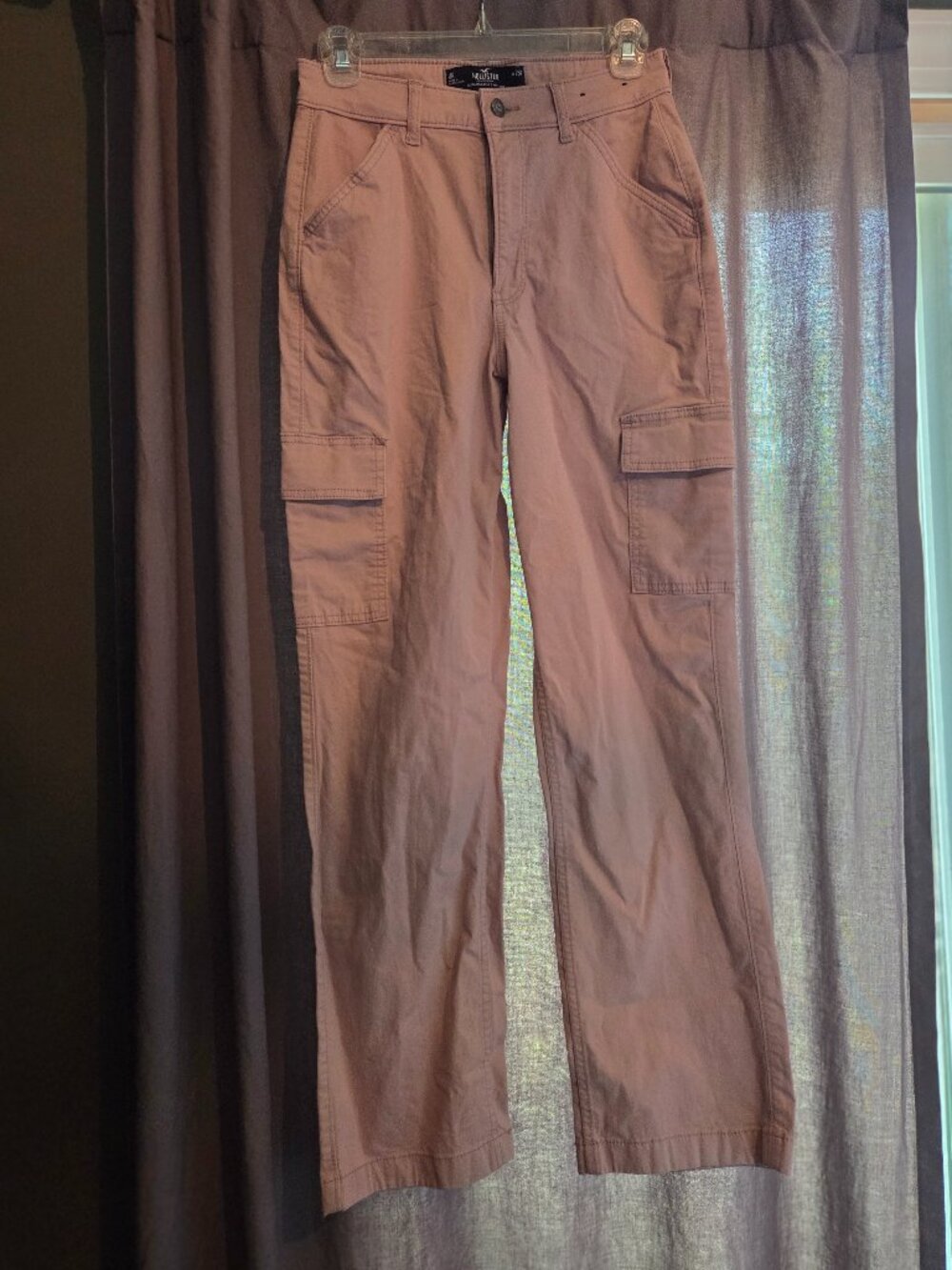 Hollister Ultra High-Rise Dad Pants Dusty Pink Size 0R, 25R wide leg